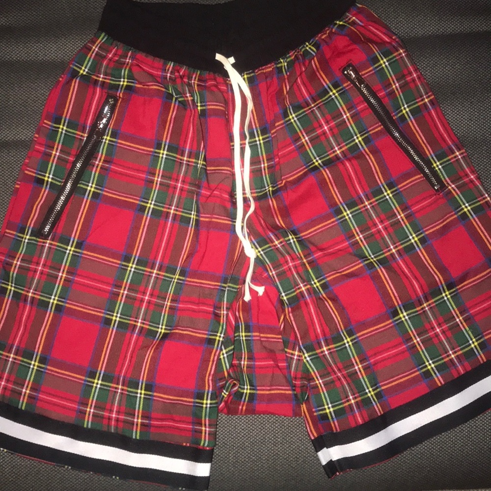Size Large SoleBoy Drop Crotch Plaid Shorts